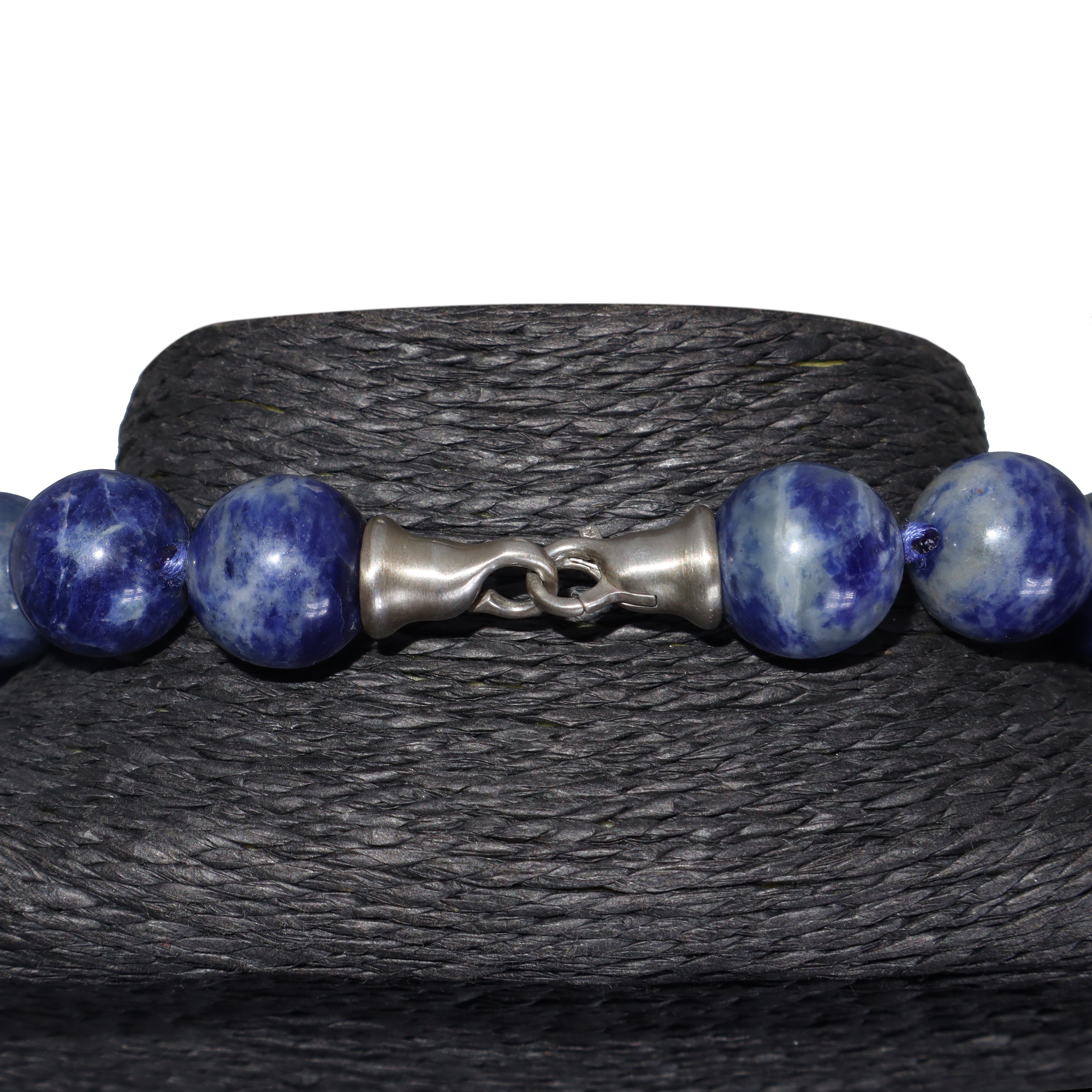 Collana ad un filo in sodalite con sfere lisce e chiusura in argento