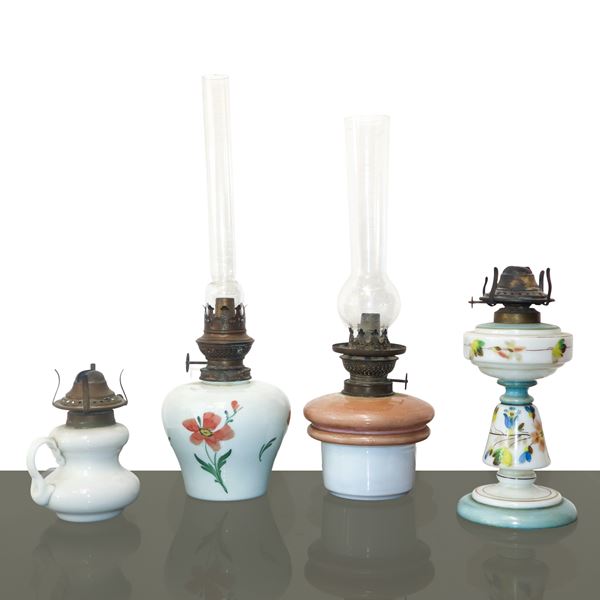 Set of 4 oil lamps with polychrome painted porcelain base