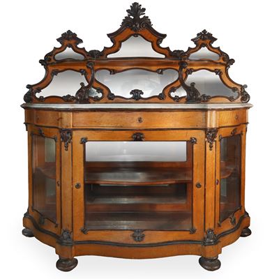 Etagere con alzata, marmo bianco al piano e sportelli in vetro, h cm 179,5