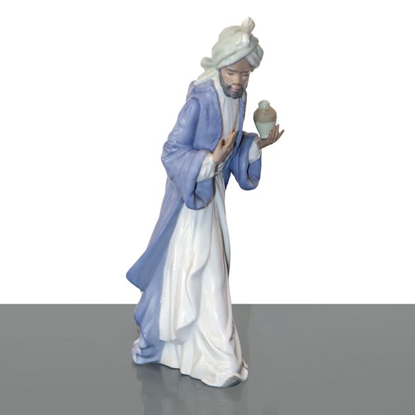 Nao by Llandr&#242; - Re Magio