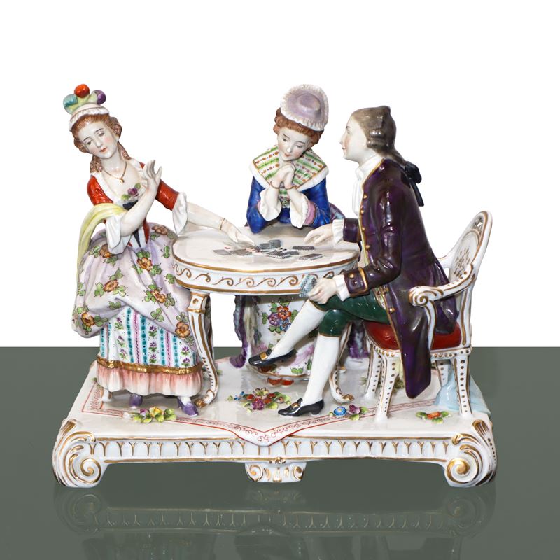 Giocatori di carte, piccola statua in porcellana Viennese