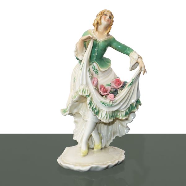 Ens Porzellan - Dama danzante, piccola statua in porcellana