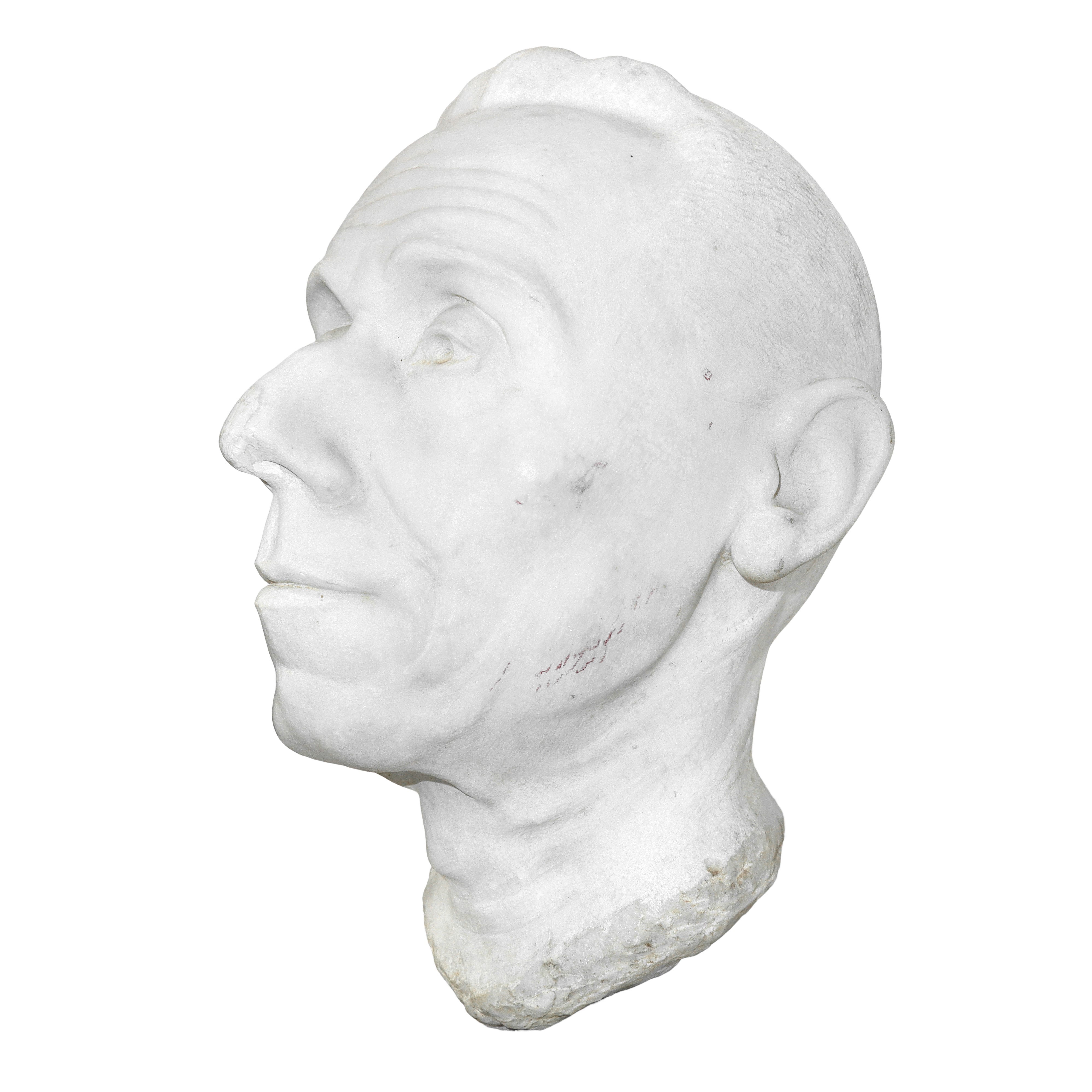 Testa di uomo, scultura in marmo bianco con base in marmo rosso