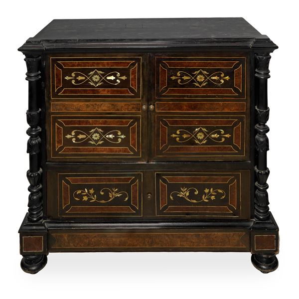 Piccolo Cabinet
