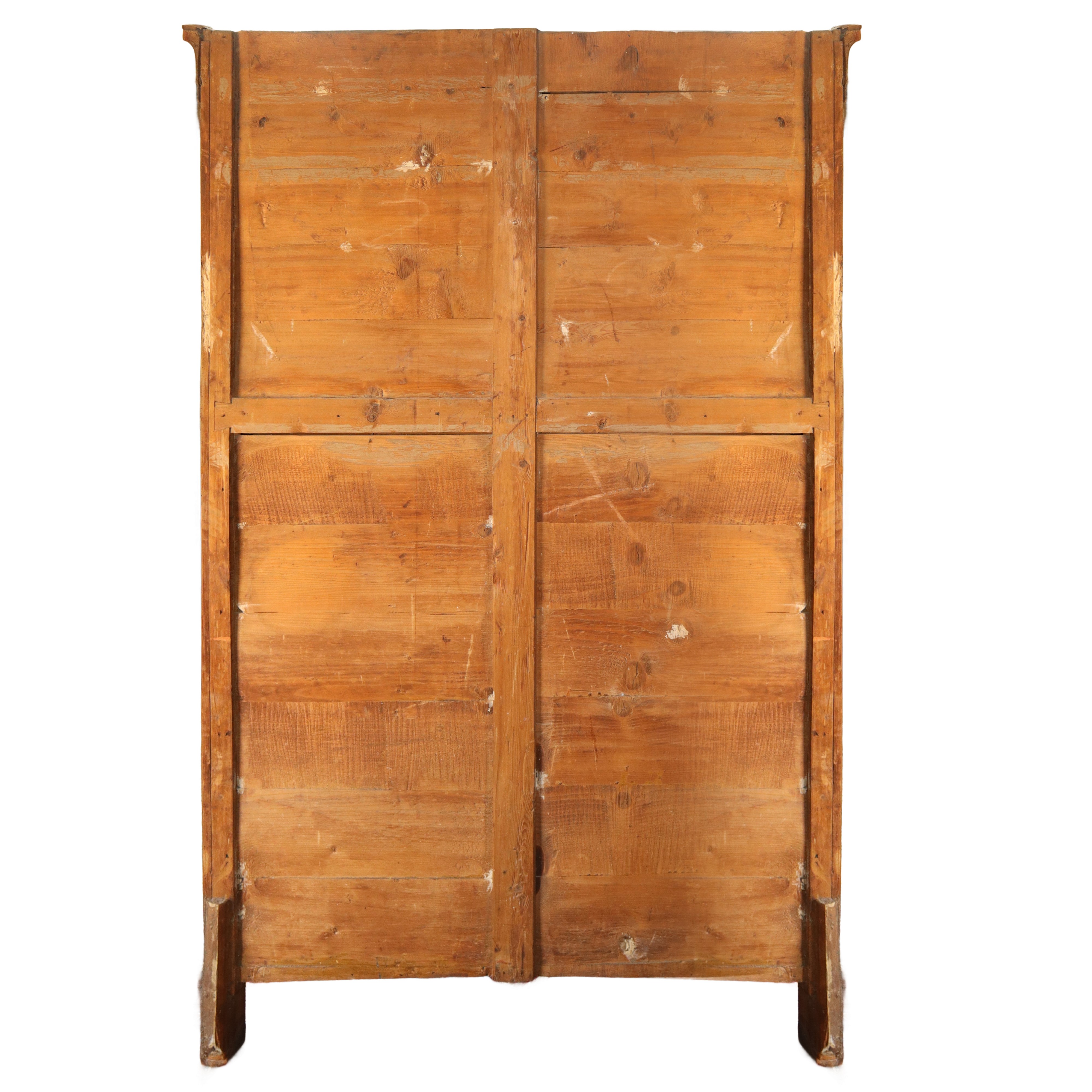 Chiffonier intarsiata con figure classiche sui due sportelli superiori e con motivi floreali sui ...