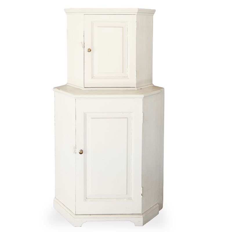 Dispensa laccata bianca