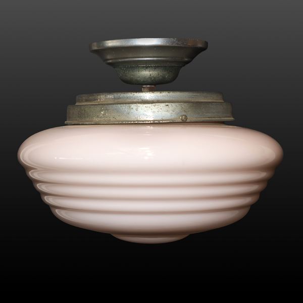Deco chandelier in pink opaline