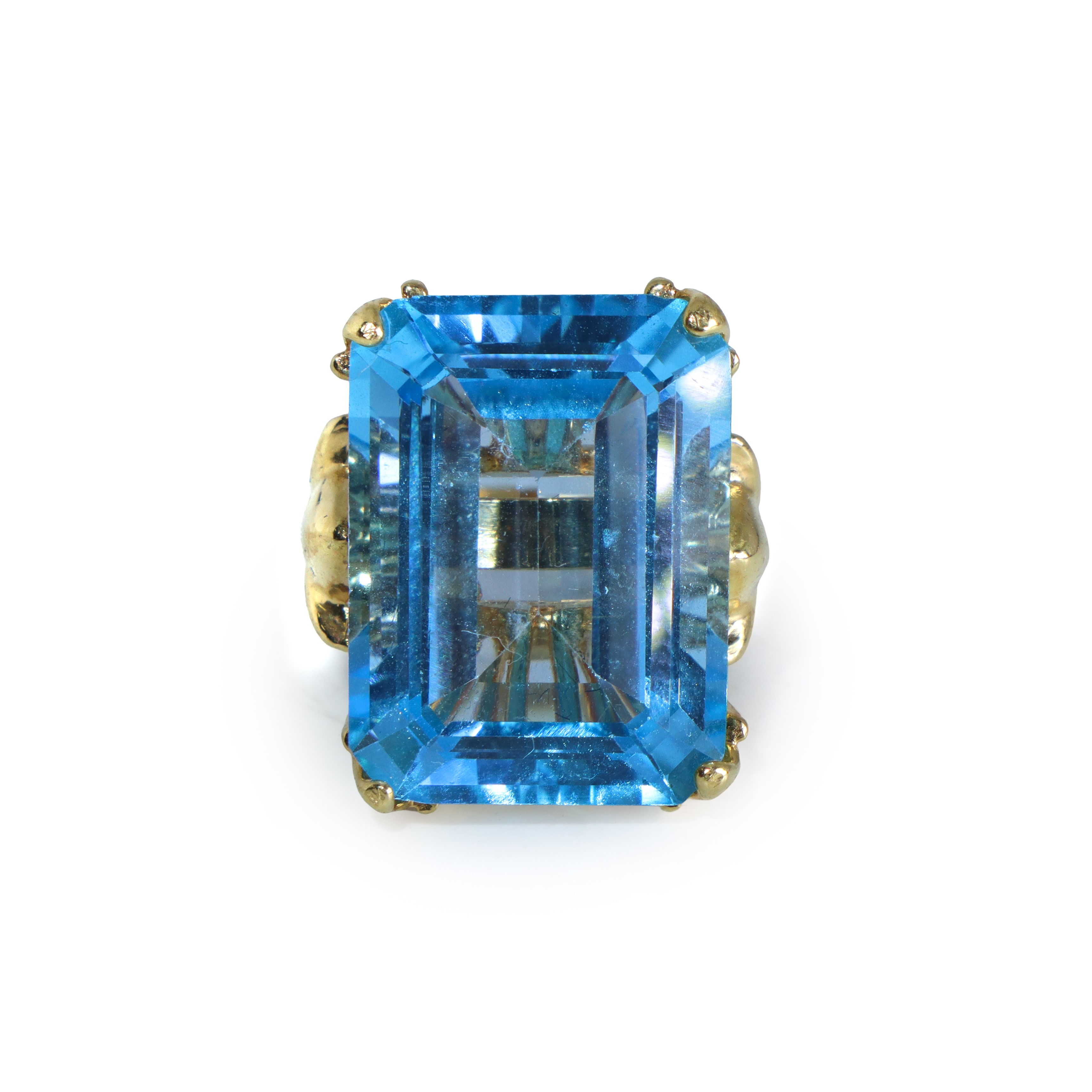 Anello in oro giallo 750 con topazio azzurro