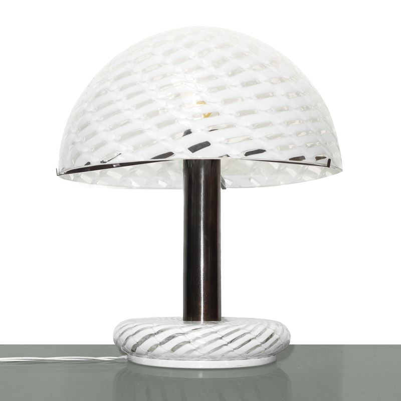 Lampada da tavolo modello LT 354 in vetro variegato zigrinato bianco