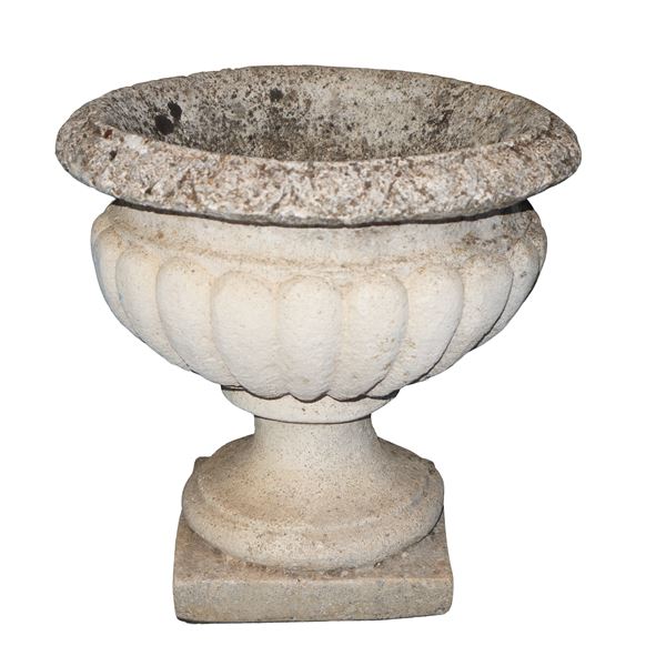 Small crater-shaped vase made of cement mortar