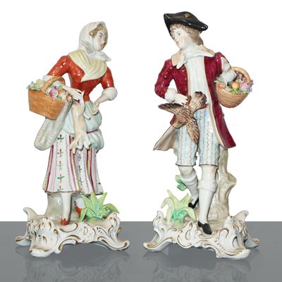 Contadini, Coppia di Sculture in Porcellana di Capodimonte Policroma
