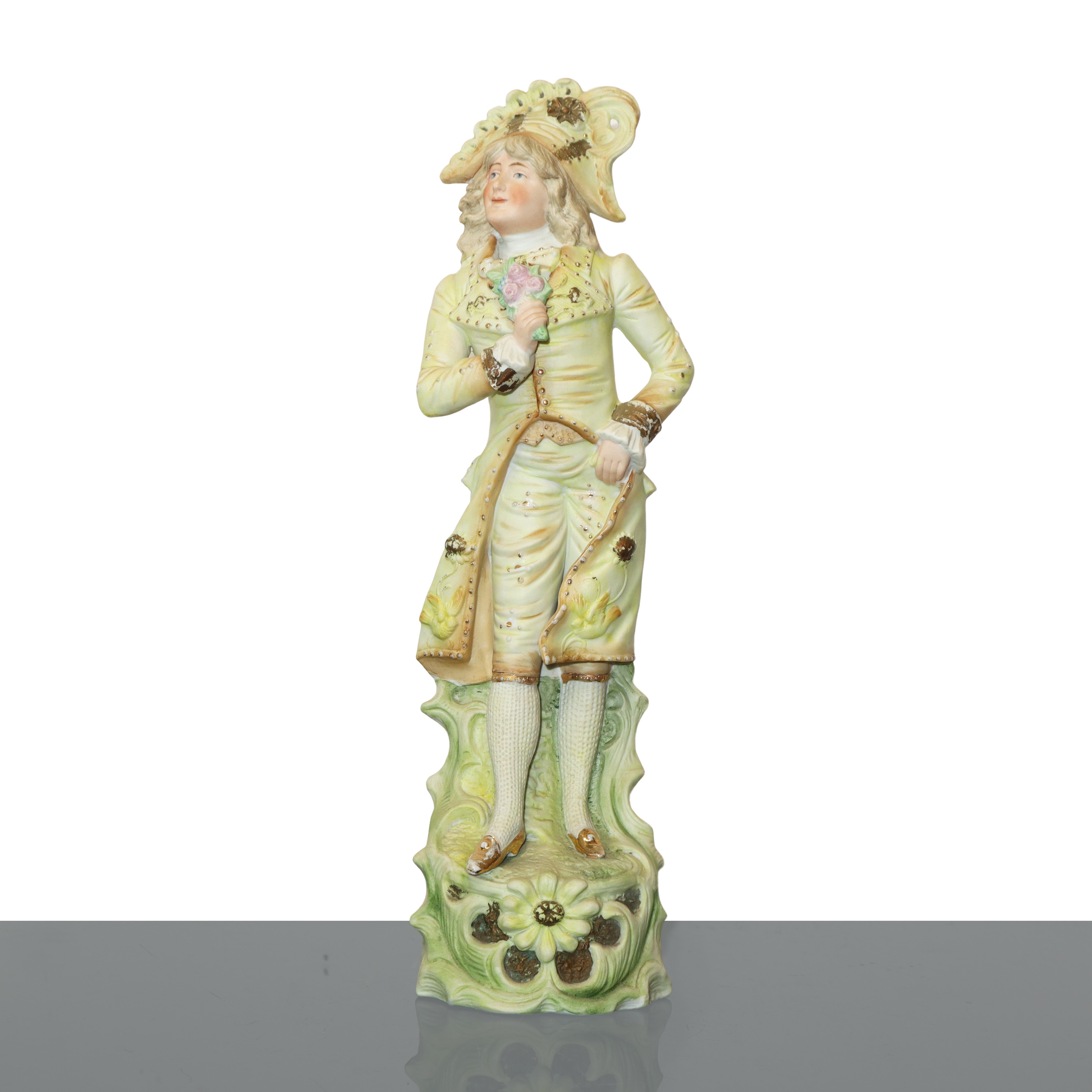 Coppia di figurine in biscuit dipinte policrome