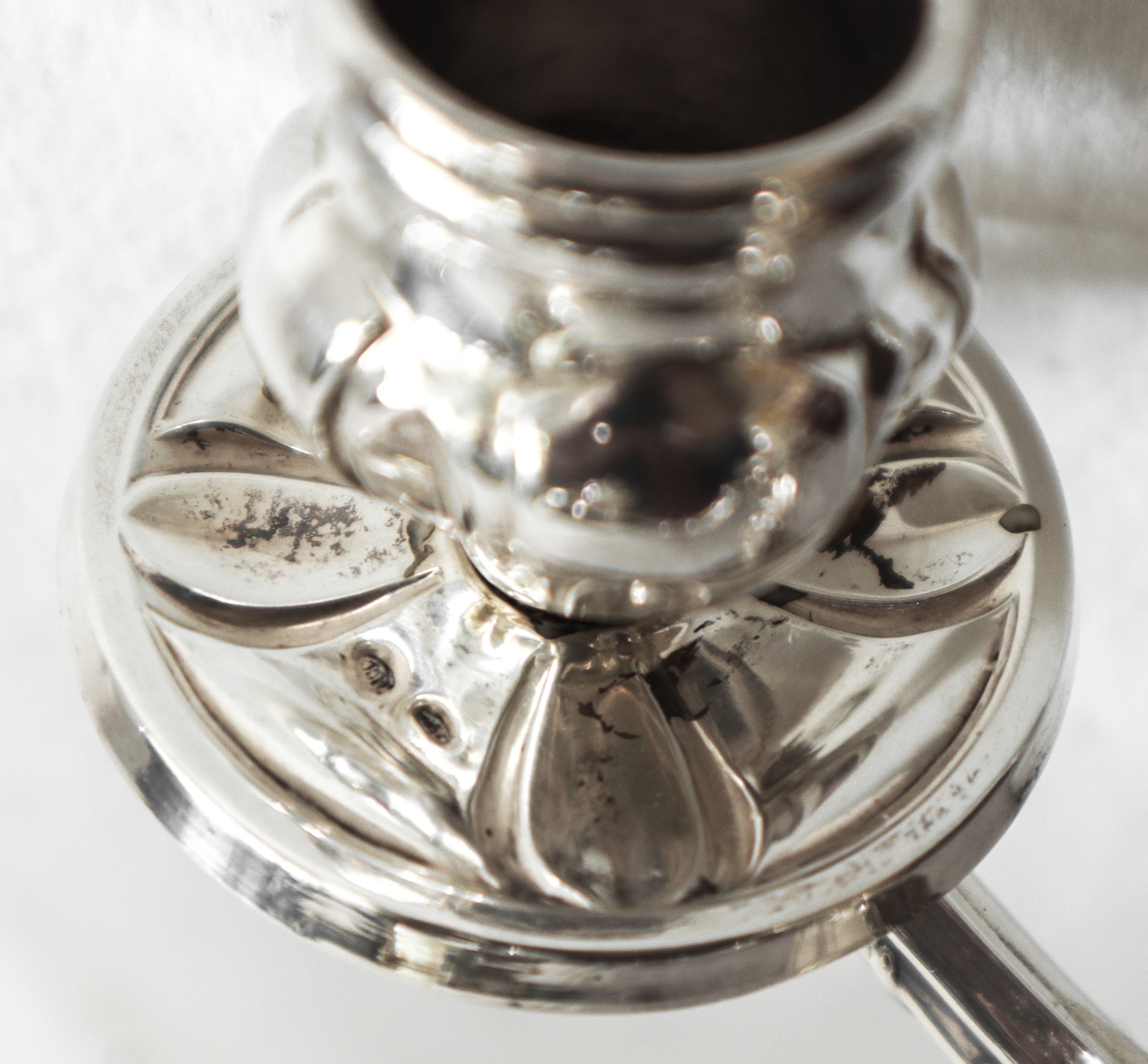 Coppia di candelabri a 5 fiamme in argento 800