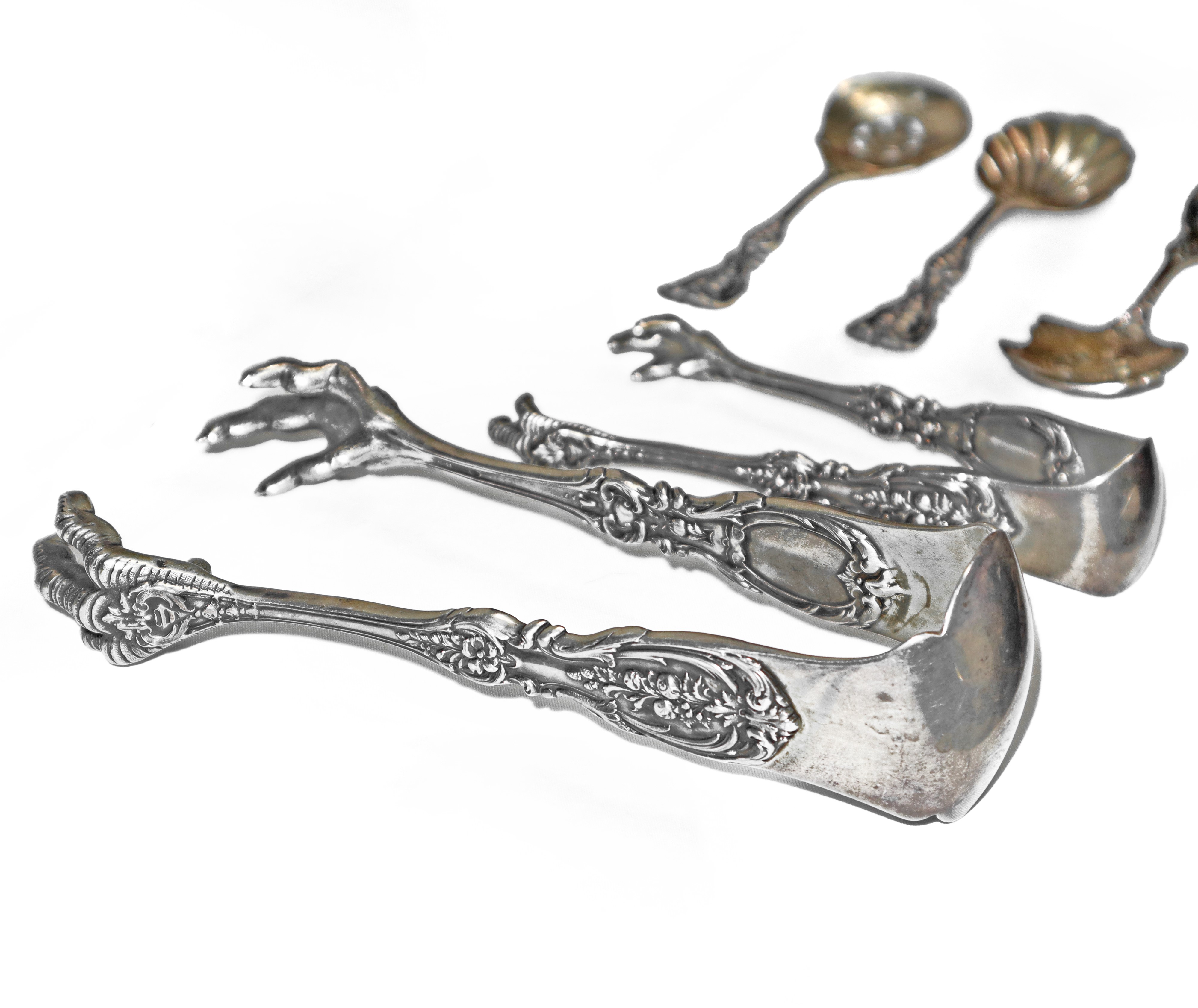 Importante e completissimo Servizio di posate in argento da 12 modello " Quirinale", Manifattura ...