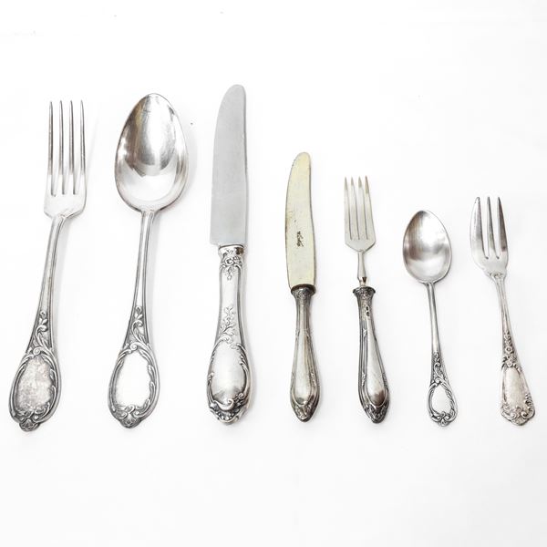 Servizio di posate in argento 800 da 6