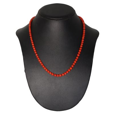 Collana in corallo con susta in oro 750, Gr 22, Lunghezza cm 55