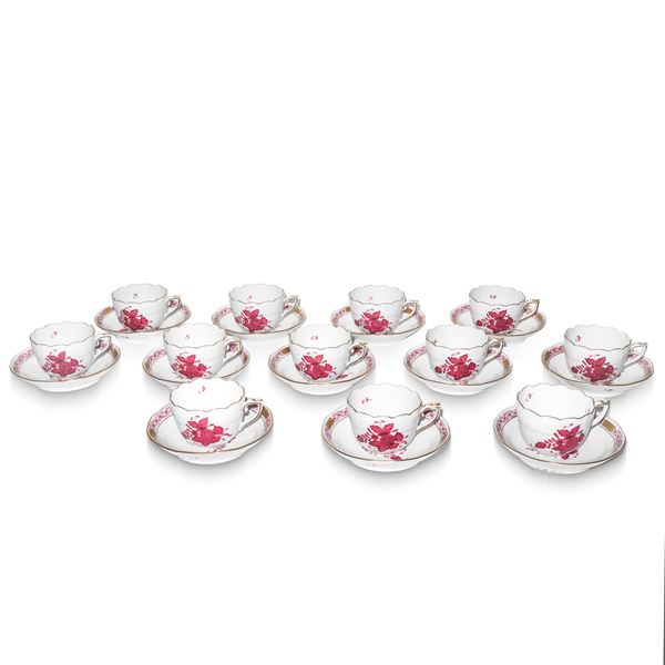 Herend  Hungary - 12 tazze da caffè con piattino decoro Apponyi fucsia reale in porcellana bianca Herend,