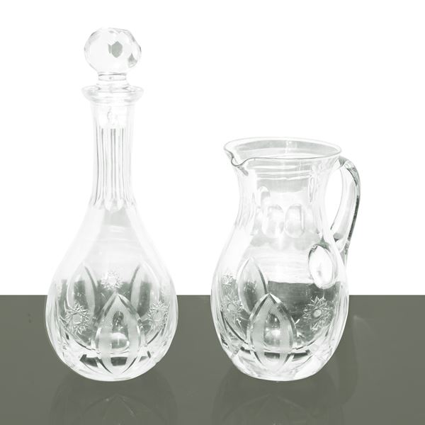 Brocca e bottiglia in cristallo molato e intagliato