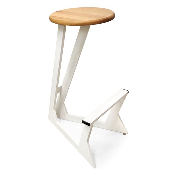 Metrica Design - Trapeze stool with natural beech seat and white lacquered metal body