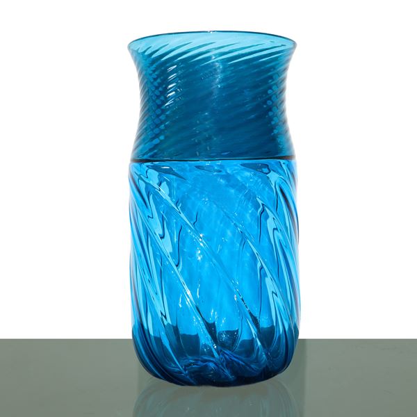 Brigitta Carlsson e Ove Thorssen  per Venini - Opulus vase in blue glass