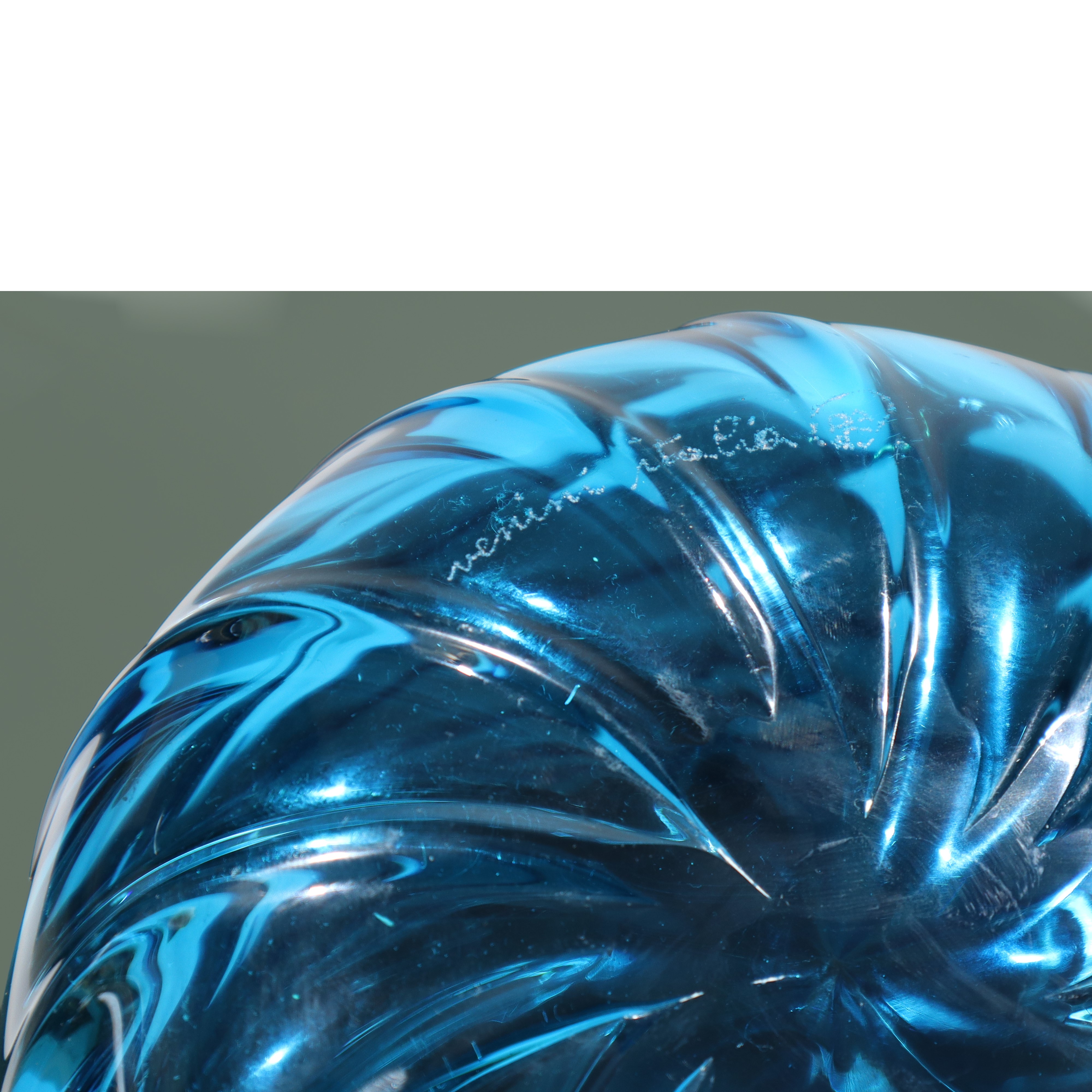 Vaso Opulus in vetro blu