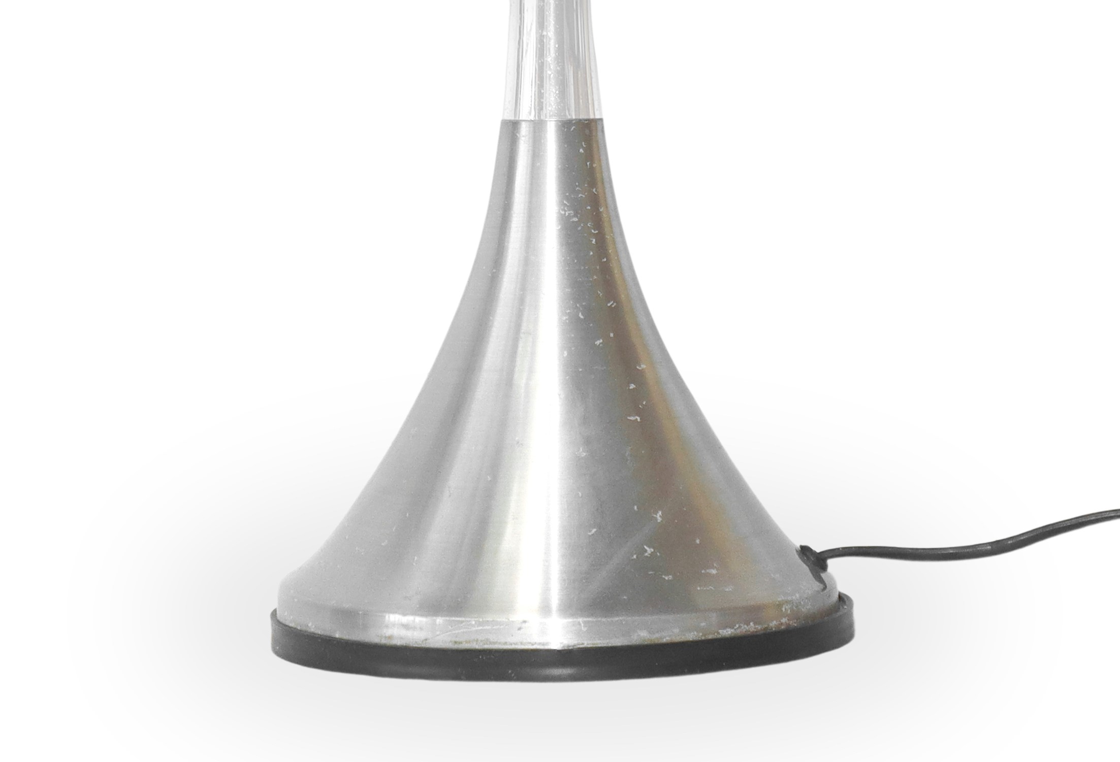 Goffredo Reggiani - Lampada da tavolo a fungo, metallo cromato e vetro opalino