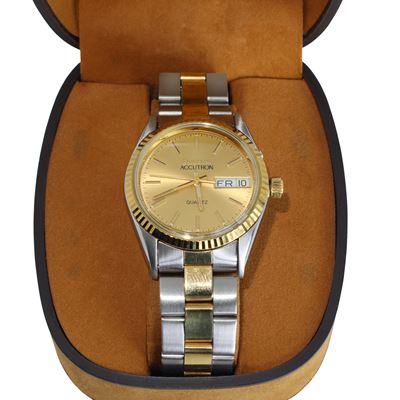 Orologio modello Accutron in acciaio bicolore argentato e dorato