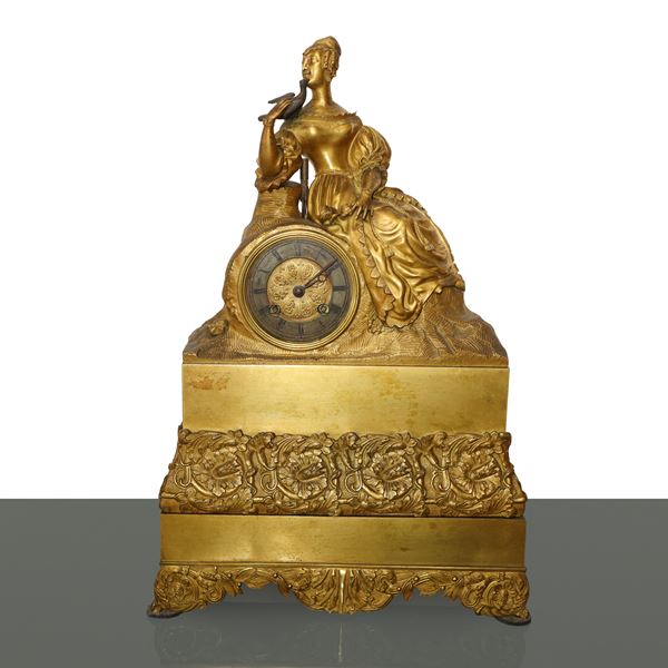 Ormoulu gilt bronze table pendulum clock
