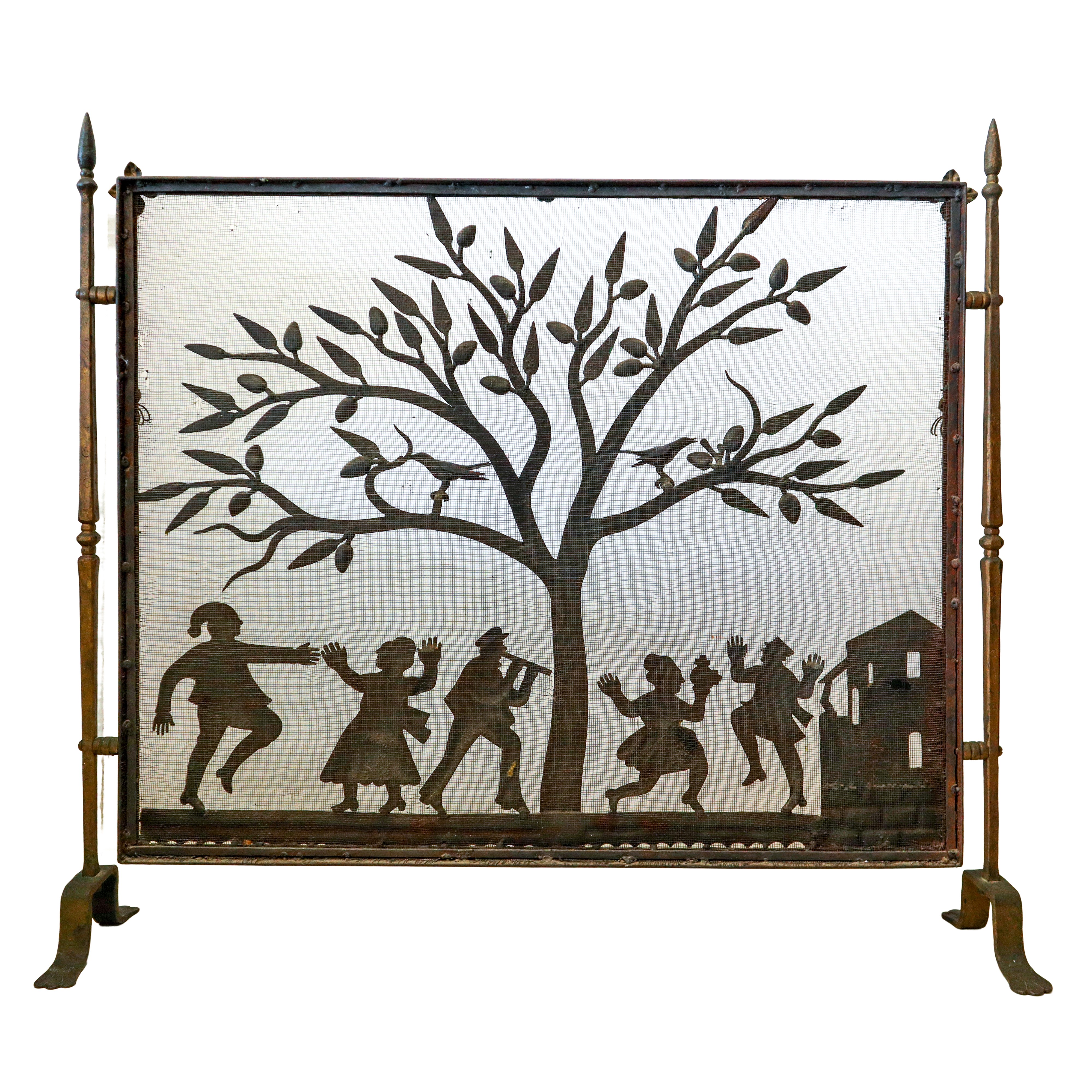 Parascintille in ferro battuto con raffigurazione di un albero e personaggi