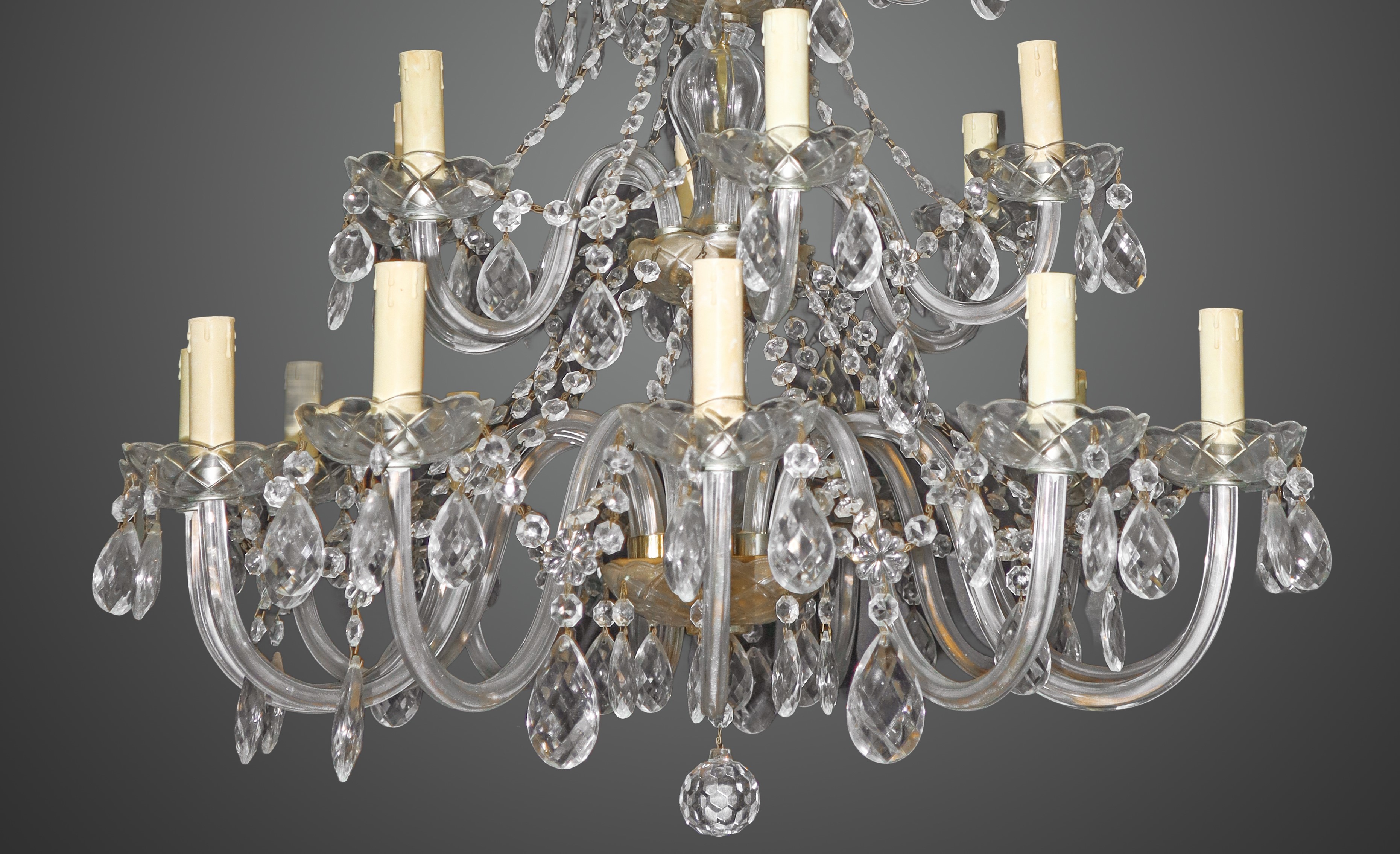 Lampadario Maria Teresa con brindoli a 21 luci