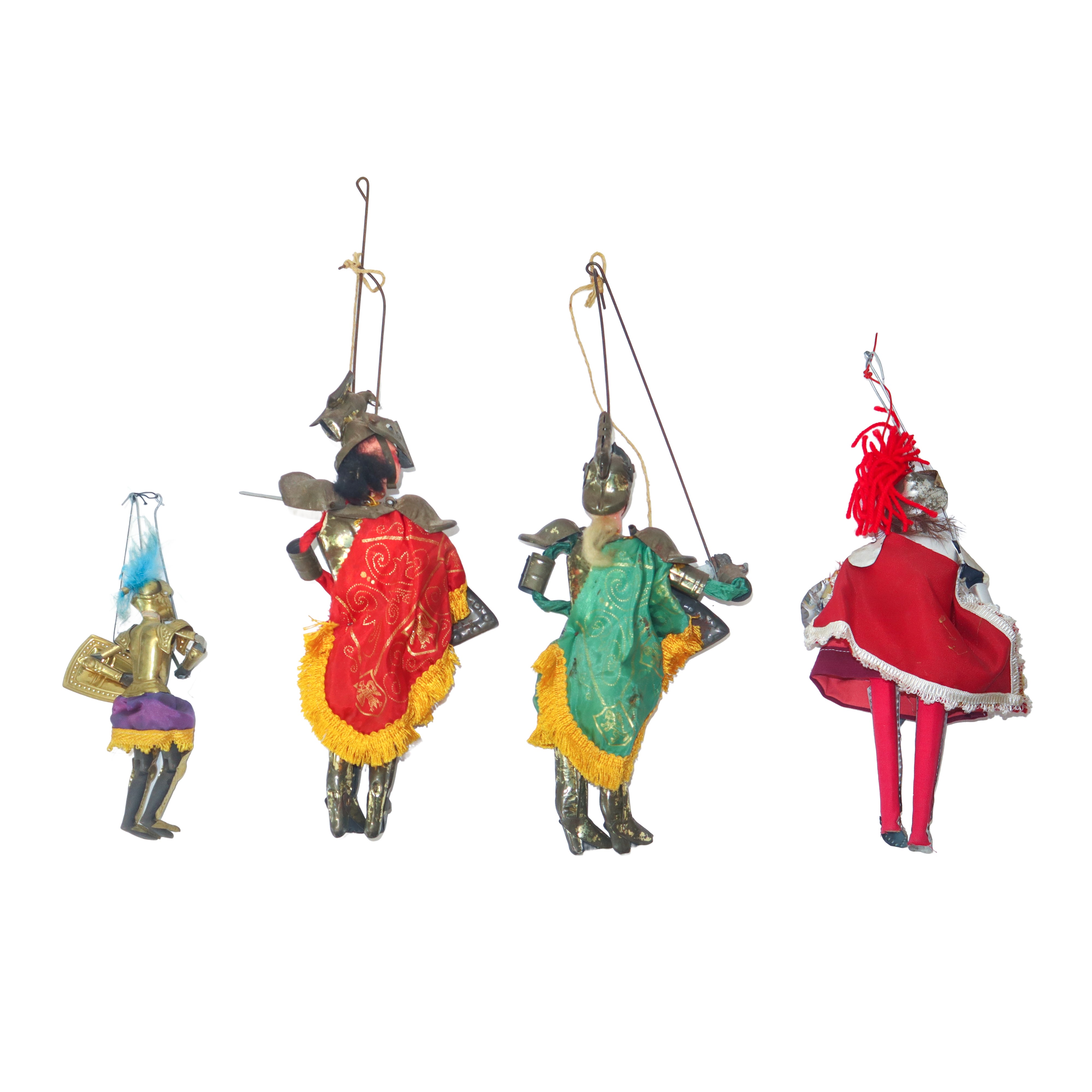 N°5 pupi siciliani raffiguranti vari soggetti