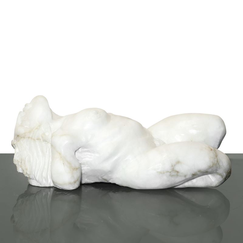 Nudo di donna sdraiata