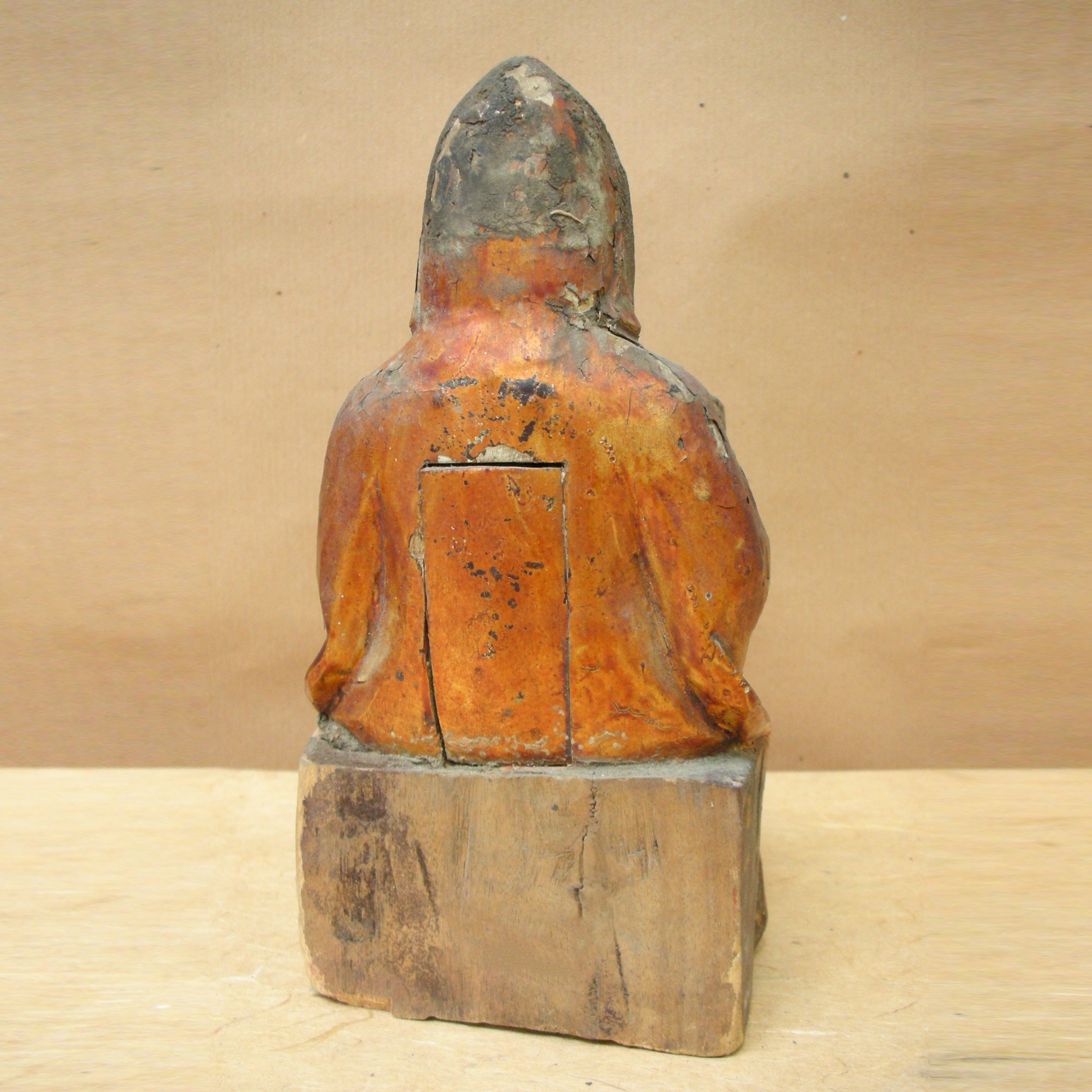 Guanyin, scultura in legno