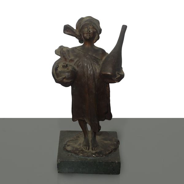 Giuseppe Renda - Girl with Vases, bronze sculpture with marble base