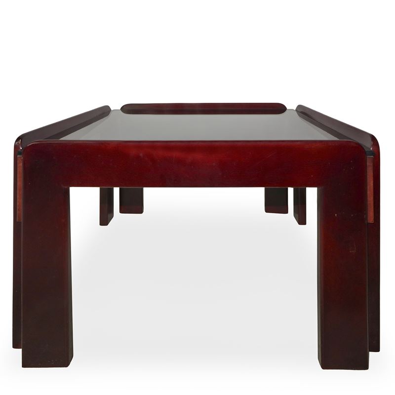Coffee table in legno di noce con piano in vetro fumè