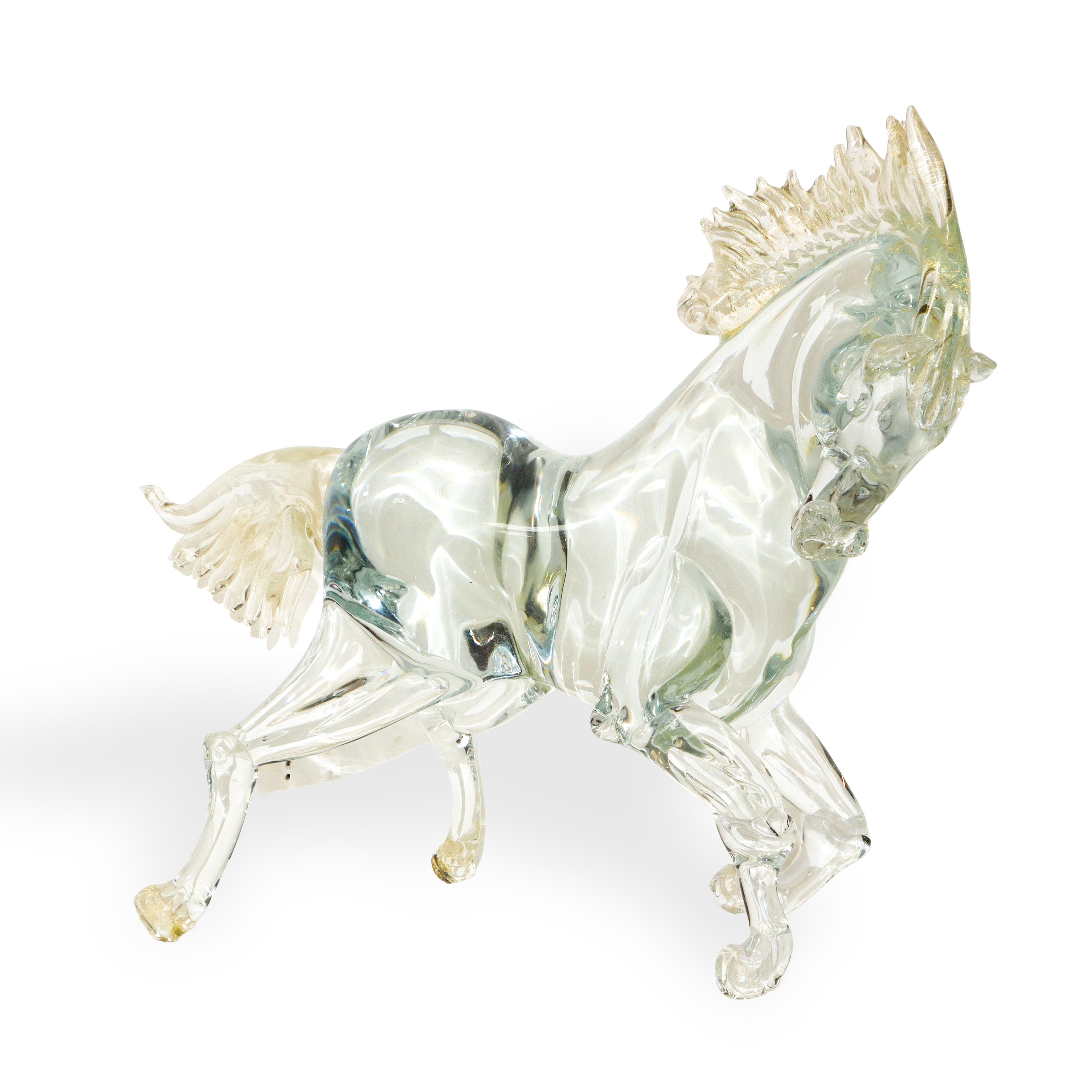 Grande cavallo in vetro di Murano con inclusioni in oro