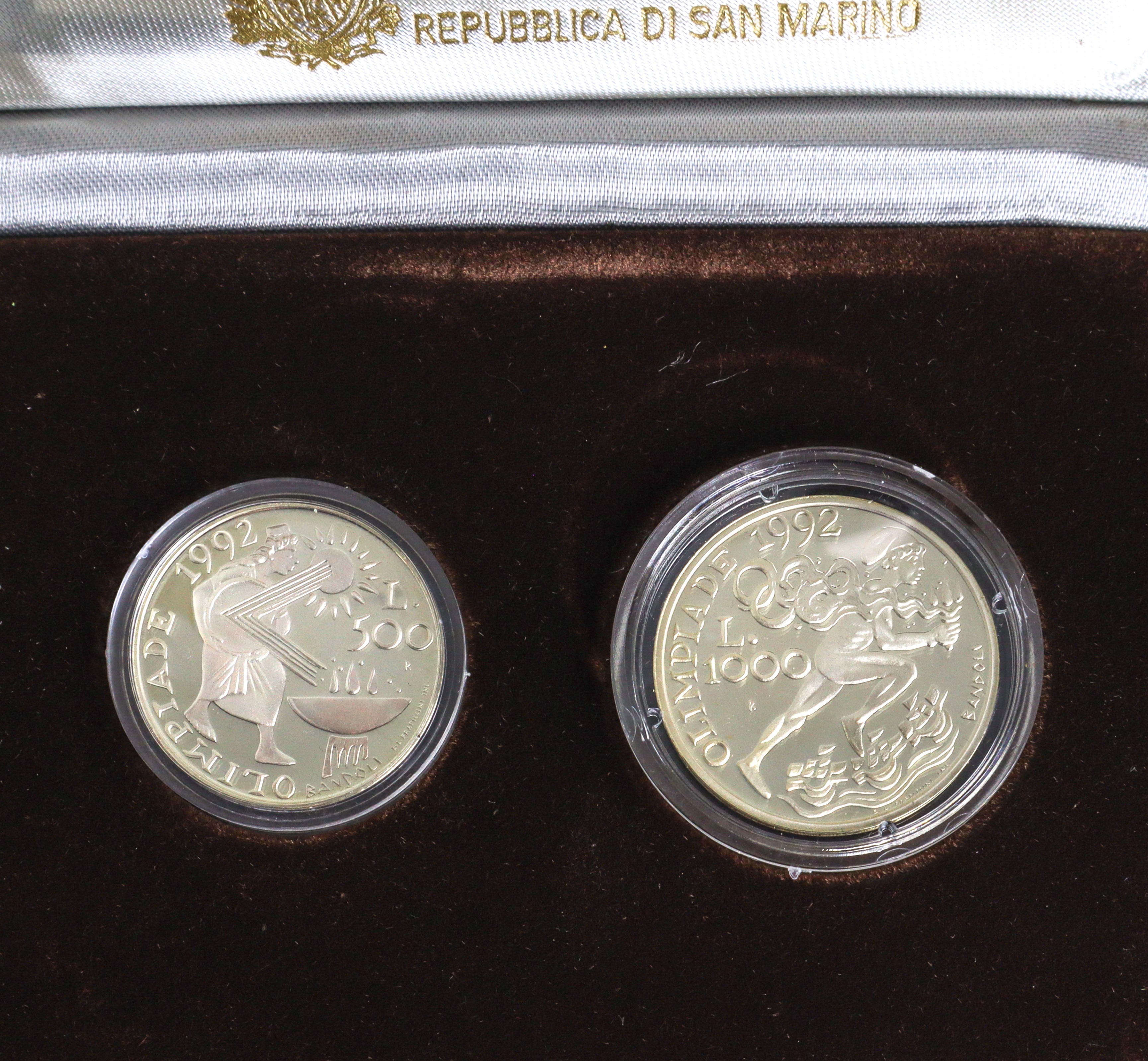 Dittico di monete d'argento a corso legale celebrative della XXV Olimpiade