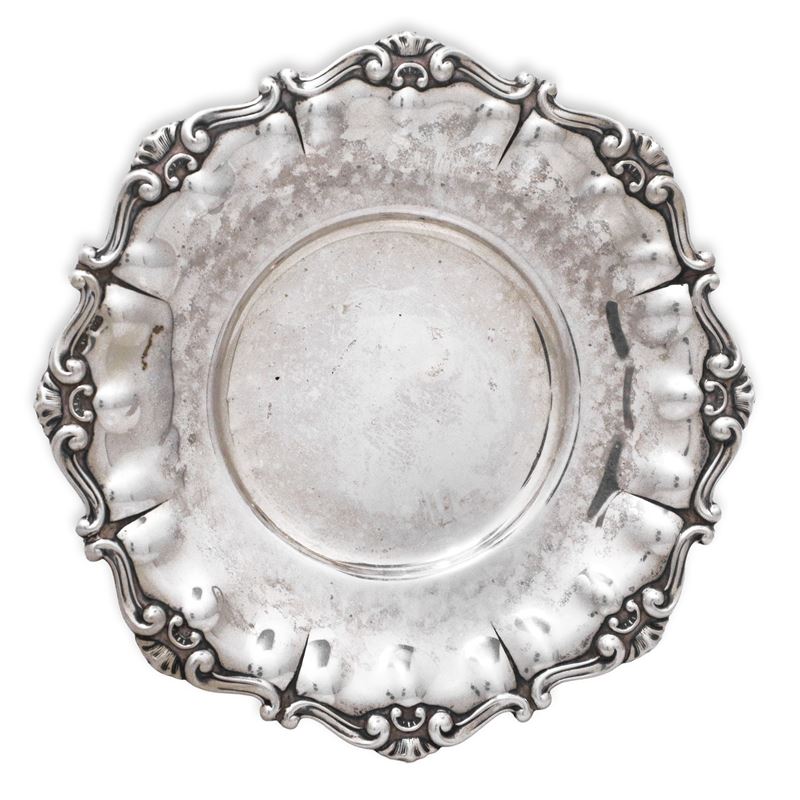 Centrotavola smerlato in argento 800