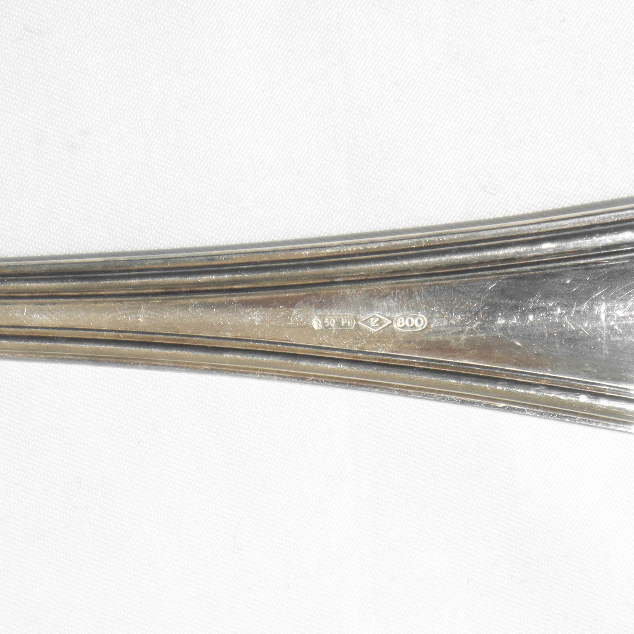 Gruppo di posate da portata da assortite in argento 800