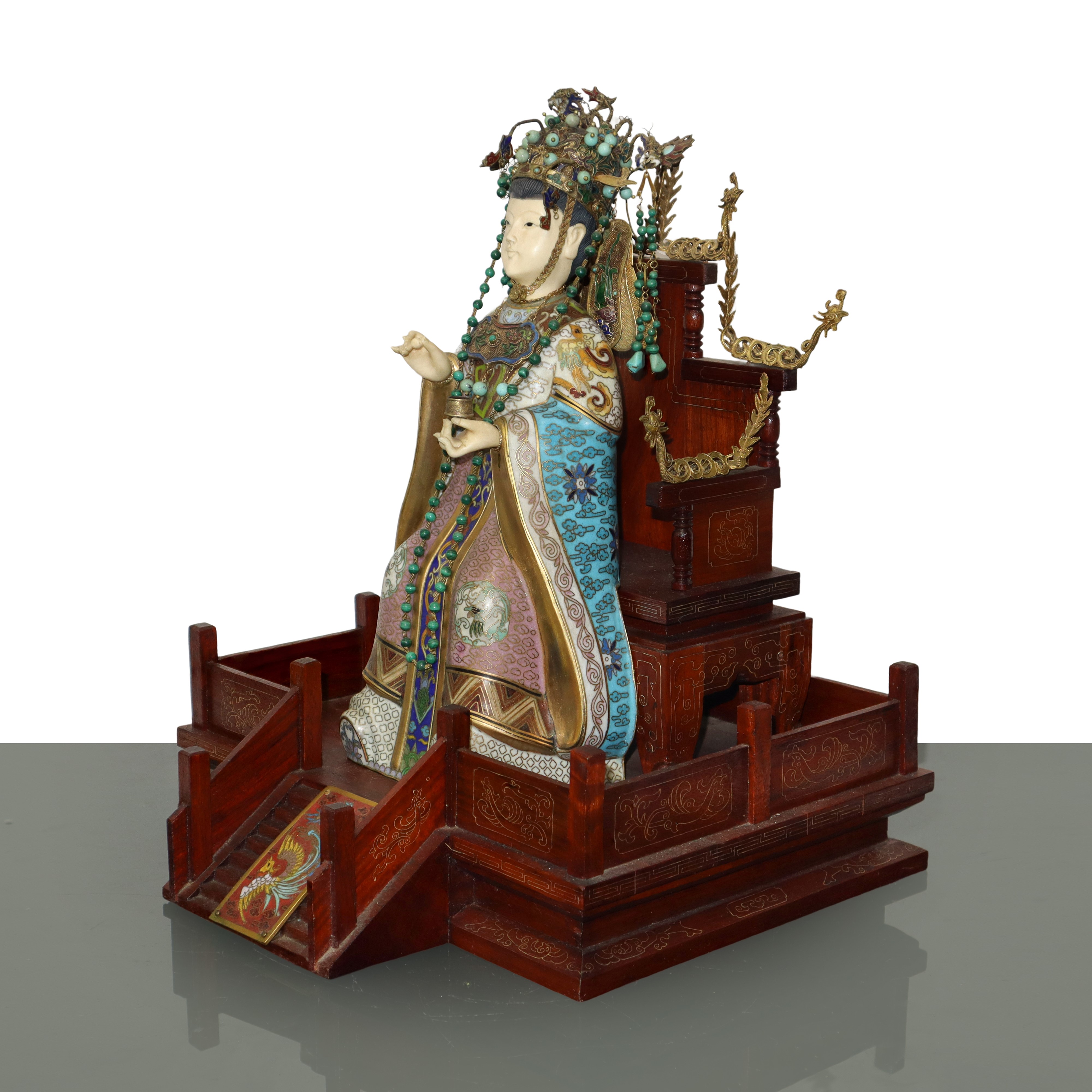 Imperatore e imperatrice cinesi, coppia di sculture su base in legno