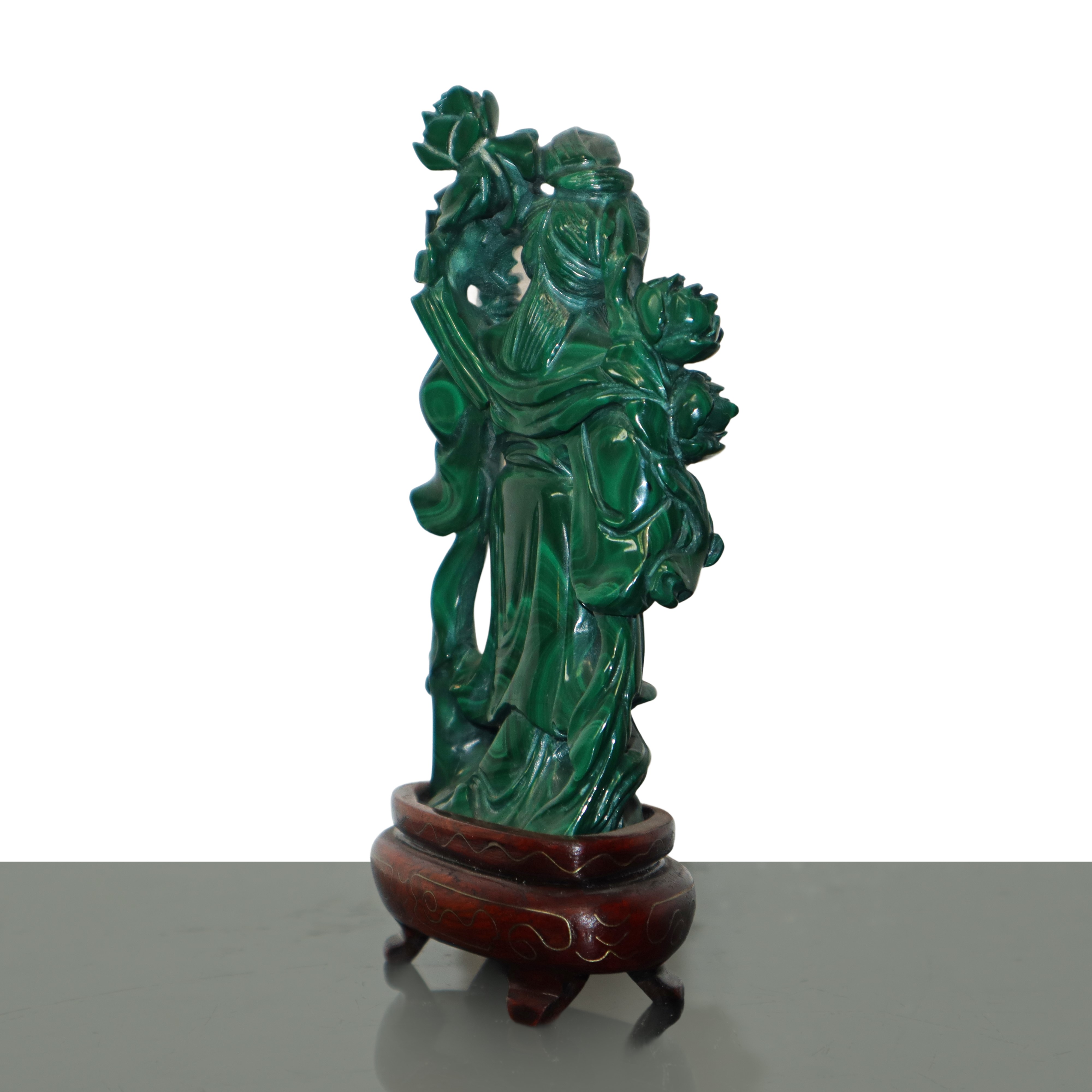 Guanyn in malachite con base in legno, altezza 15 cm