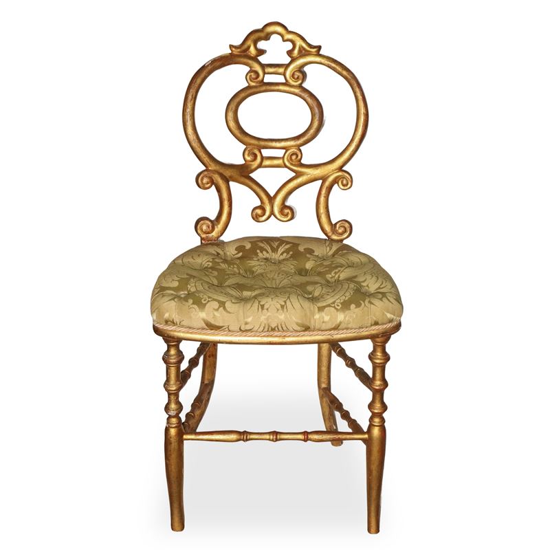 Sedia in legno dorato con tappezzeria damascata dorata