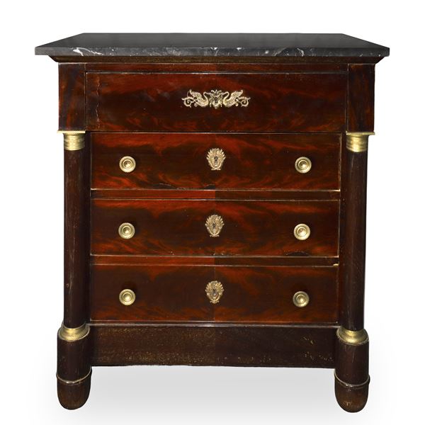 Small Napoleon III chest of drawers with 4 drawers, marble top, applied brass and columns on the sides 