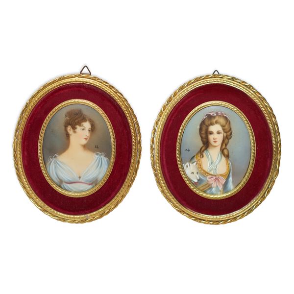 Coppia di miniature su avoriolina in cornice ovale