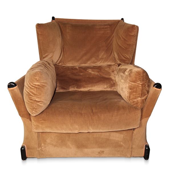 Piero Martini Per Cassina - Brown Viola D'amore Armchair