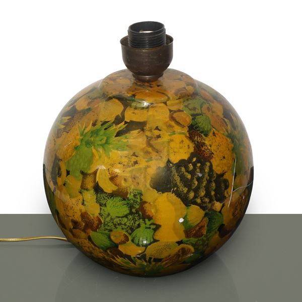 Vintage ceramic lamp with fruit decorations