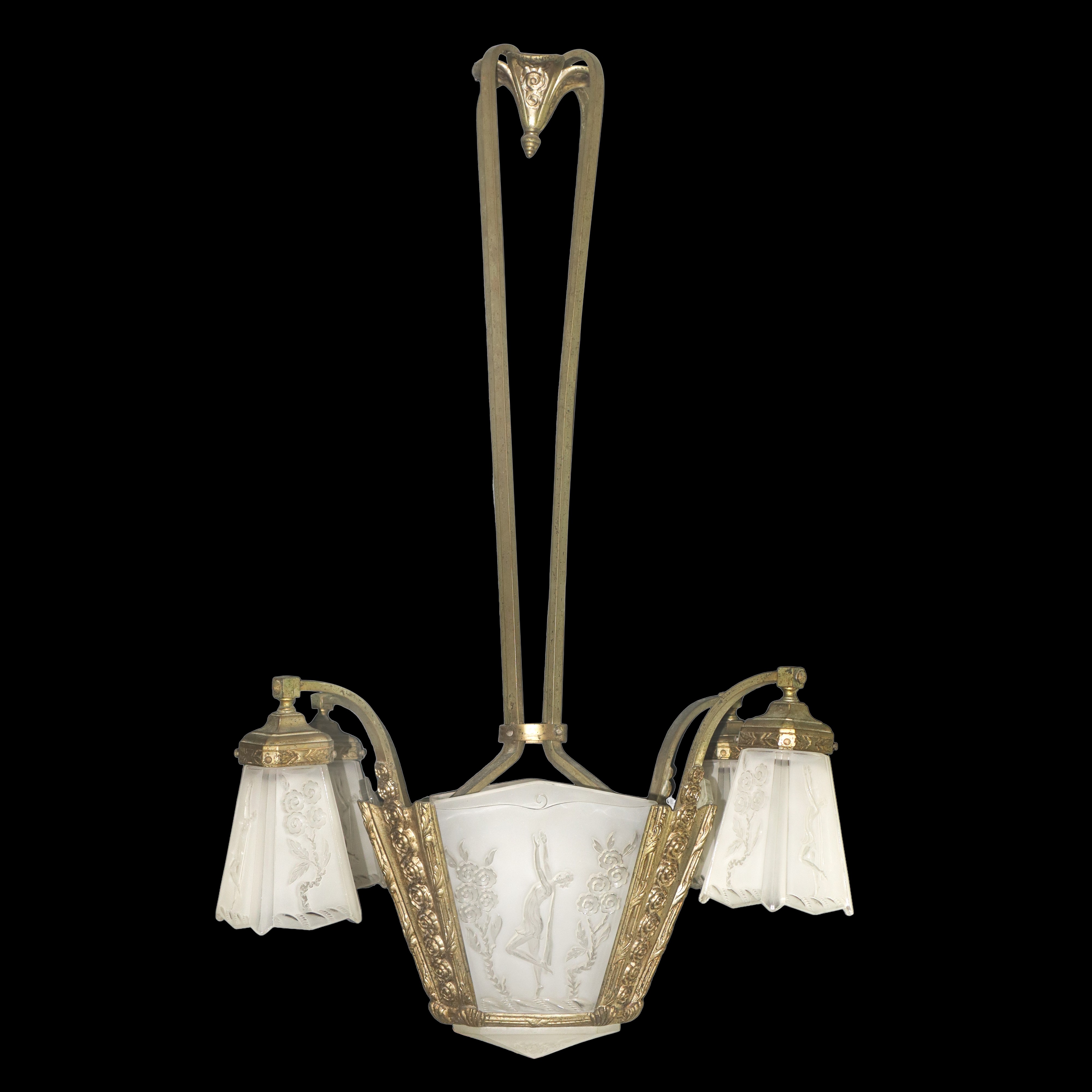 Lampadario Art Decò in vetro molato con decori classici
