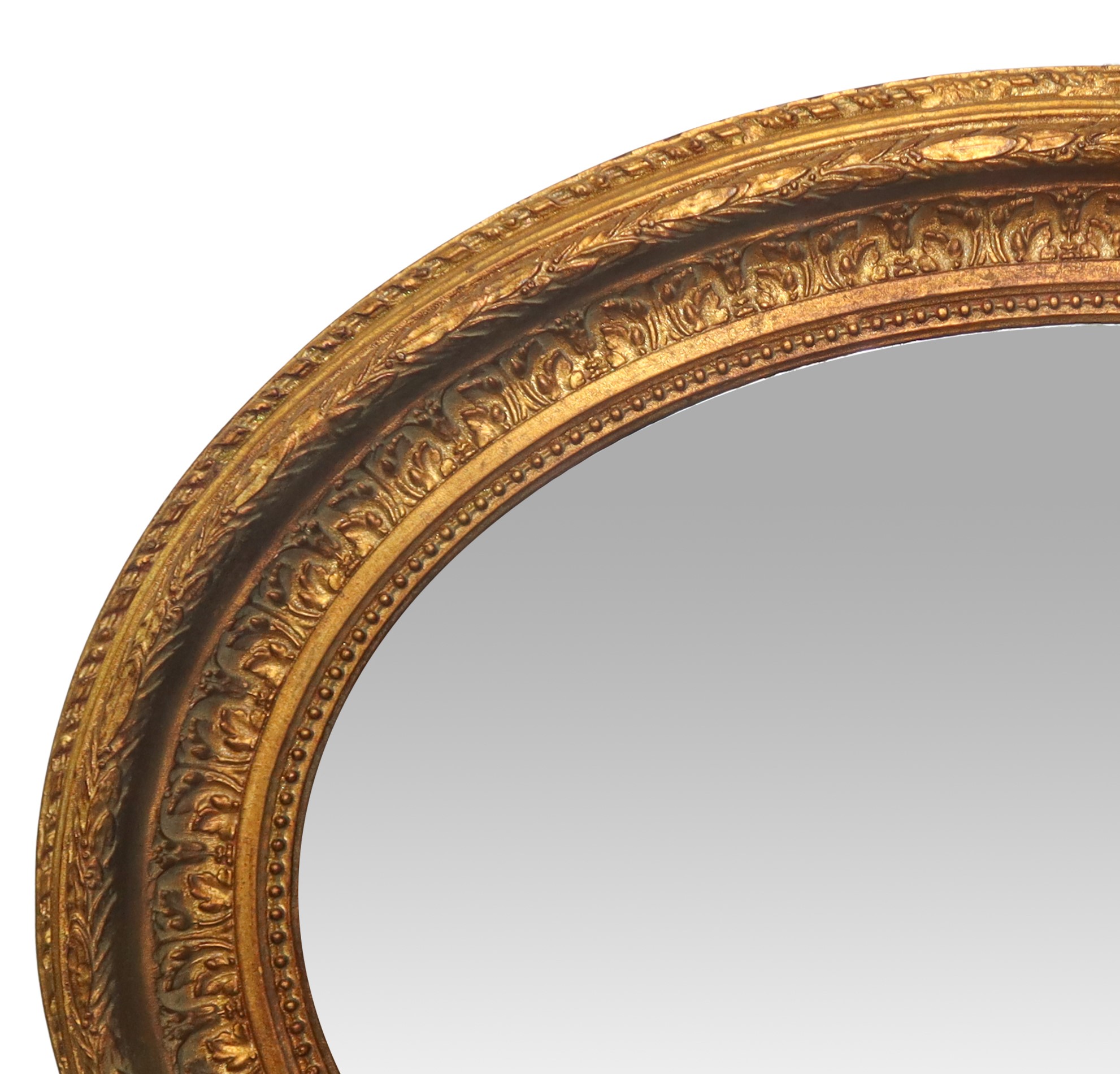 Specchiera ovale con cornice dorata, h 70x90 cm