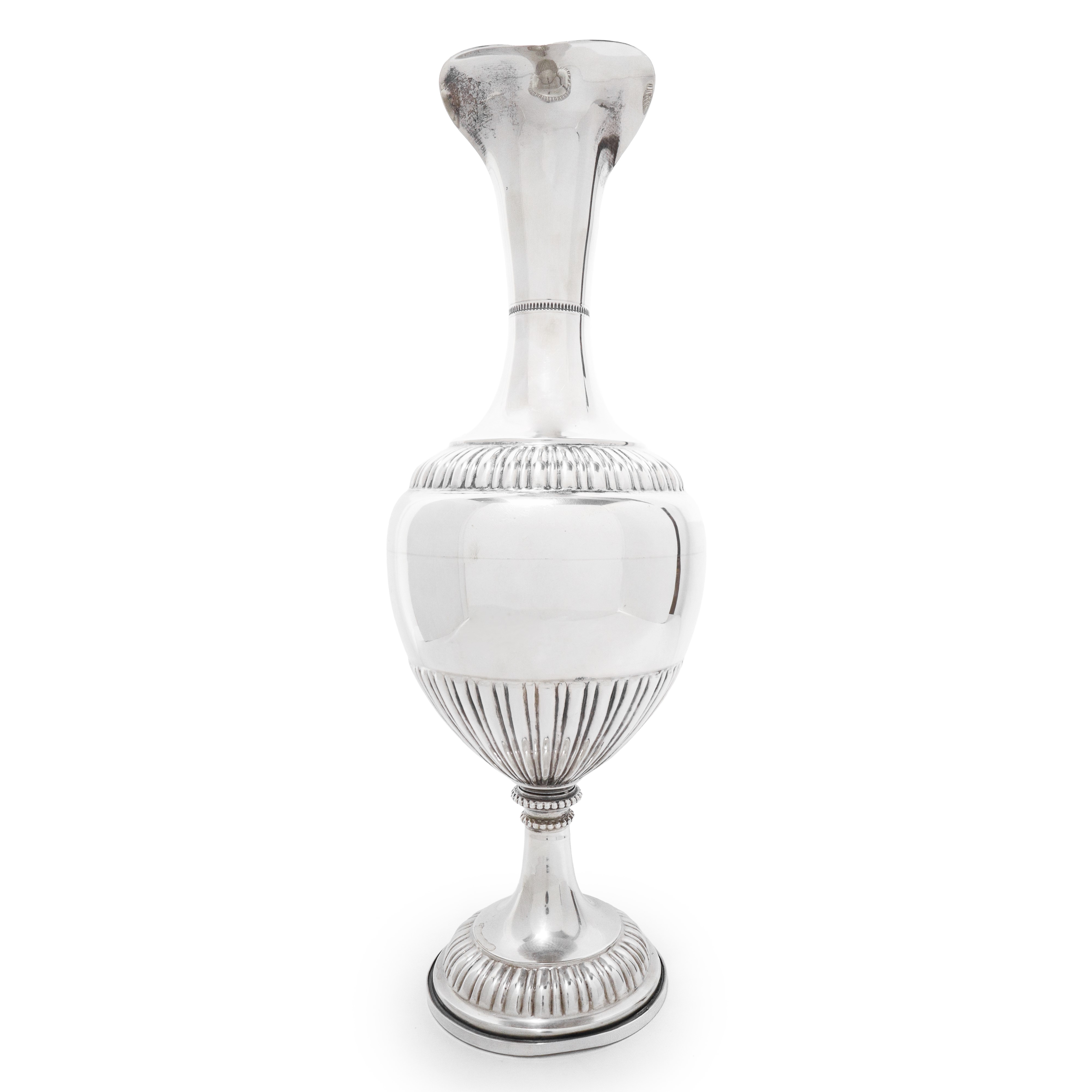 Anfora in argento 800