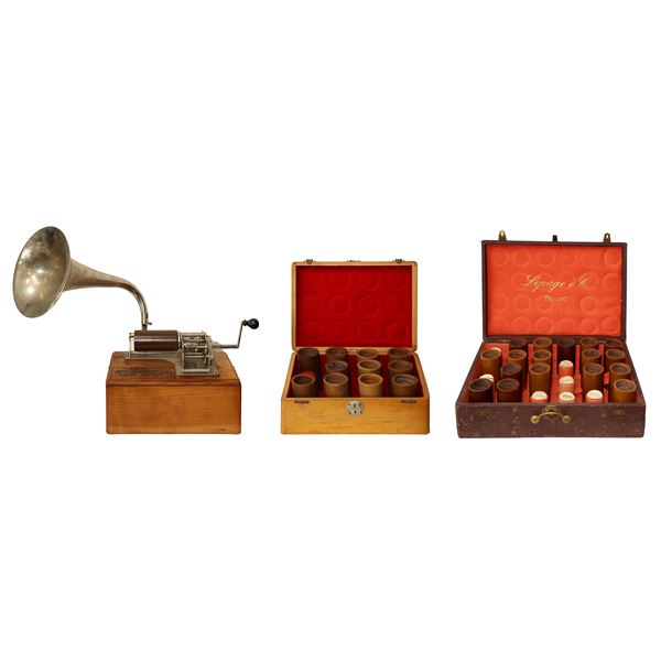 Fonografo a rullo The Graphophone completo di tromba e testina e circa 29 rulli a cera 